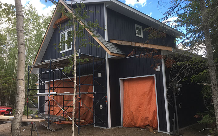 dog-lake-garage5